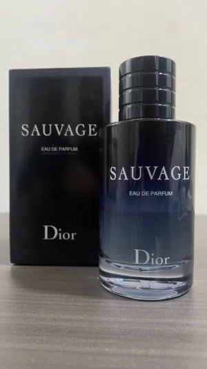Sauvage EAU DE Parfum 100ml باقي العطور اصلية ايضا وللبيع باسعر مختلفة