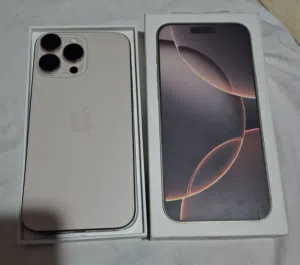 للبيع: iPhone 16 Pro Max – 256GB – تيتانيوم صحراوي
