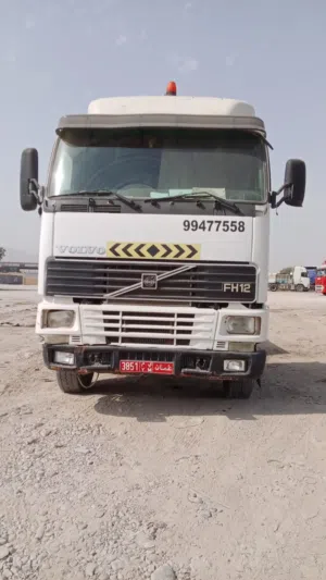 Volvo lowbed 2001 model