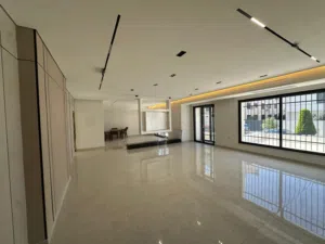 205 m2 3 Bedrooms Apartments for Sale in Amman Um Uthaiena