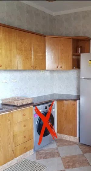 مطبخ خشب مع شايش