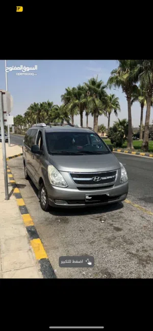 باص توصيل 8 ركاب الا جميع المناطق والرحل والمطار خدمة24 ساعة فان توصيل بضائع بأفضل الأسعار
