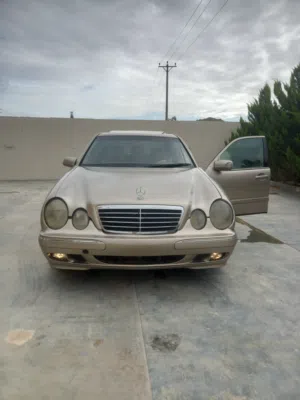 Used Mercedes Benz E-Class in Qasr Al-Akhiar