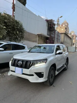 برادو 2019 سته سلندر نضيف جدا بسعر مغري