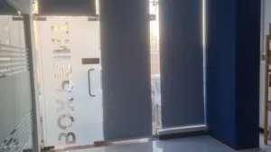 Heat and sun insulating curtains