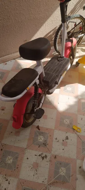 سكوتر شبه جديد