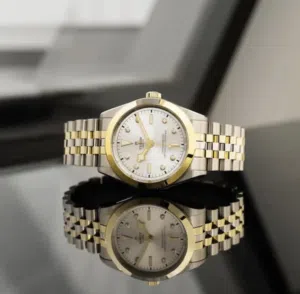 Sveston Modicci Watch — Brand new and unopened