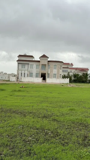 600 m2 More than 6 bedrooms Villa for Rent in Dhofar Salala