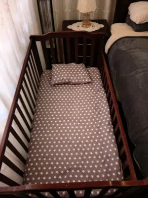 سرير للاطفال التفاصيل بالوصف