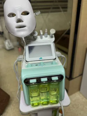 جهاز هيدرافيشل لتنظيف البشرة