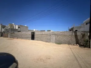 عرض ارض للبيع في عين زاره