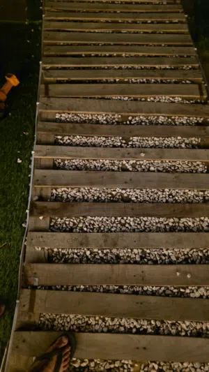 بلت للبيع pallets wood