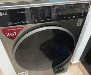 للبيع اثاث شبه جديد