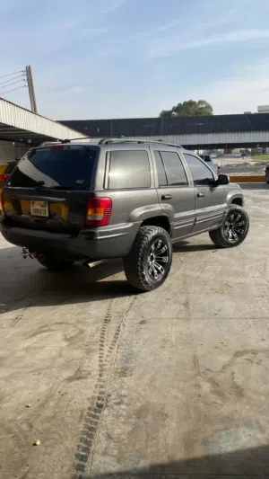 Used Jeep Grand Cherokee in Misrata