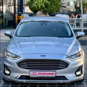 فورد فيوجن 2019 مميزة بحالة الوكالة ممشى قليل استخدام شخصي