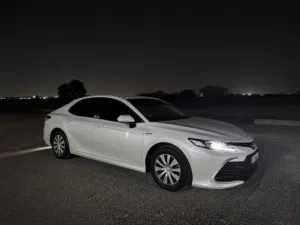2021 Toyota Camry Hybrid GCC 100K KM Excellent Condition White Ready to Drive