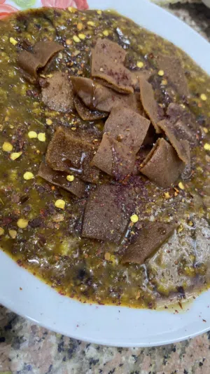 اكل بيت نضيف بالشخص او اشخاص