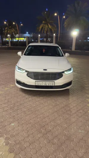Used Ford Taurus in Al Riyadh