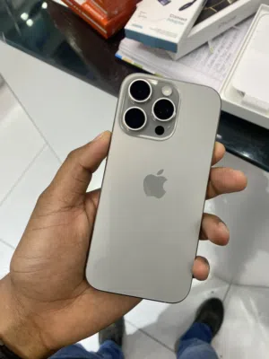 16 pro 256gb Natural titanium
