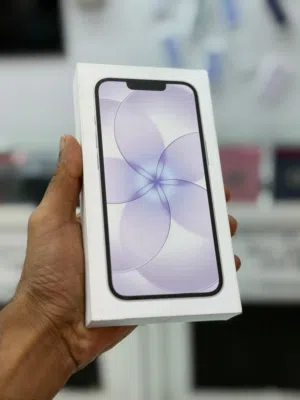 iPhone 17 -256 GB - BRAND NEW - Good condition