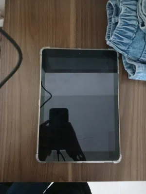 Apple iPad Air 64 GB in Tripoli