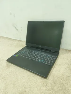 (SHORTED MOTHERBOARD) Acer predator Helios neo 16 Gaming laptop  PHN16-71-94RU.