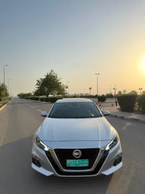 Used Nissan Altima in Al Batinah