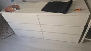 ميز جرارات ماركة ايكيا اصلي مستعمل للبيع