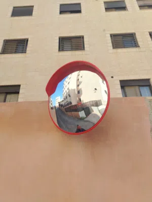 للبيع: مرآه كراج محدبة 80*80 سم جديدة