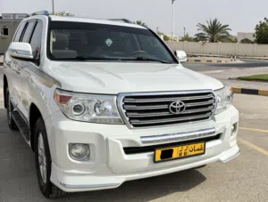 Used Toyota Land Cruiser in Buraimi