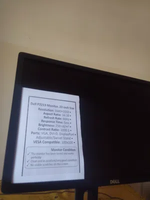 شاشة Dell P2213 للبيع  + ملحقات