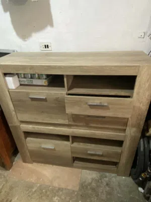 طاولتين للبيع