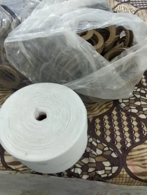محل خياطه بجميع مستلزماته للبيع