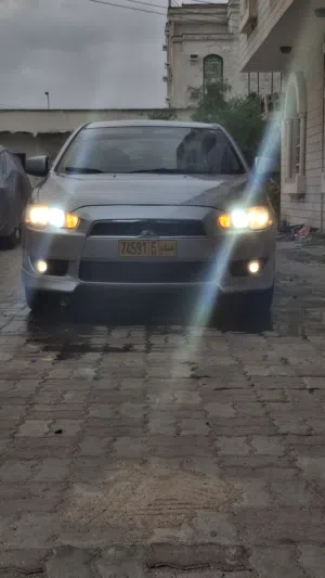 Used Mitsubishi Lancer in Dhofar