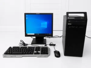 للبيع كمبيوتر Lenovo Thinkcentre Edge72