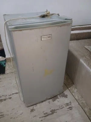 ماركة Daewoo Electronics.