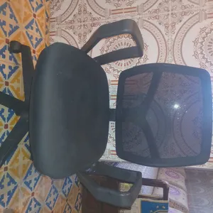 Office Furniture . Used0