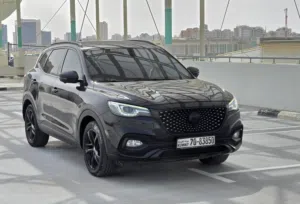 MG HS 2023 FULL OPTION  Black edition