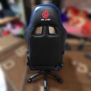 كرسي جيمنج من شركه Uny gamer باللون الاسود والازرق