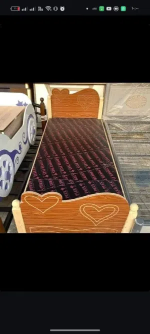 سرير خشب عراقي