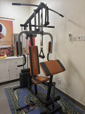 هوم جيم جهاز تمارين مقاومة معه جميع المسكات