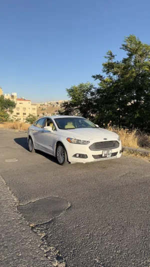 Ford fusion 2014 SE كلين تايتل لم تعمل على التطبيقات
