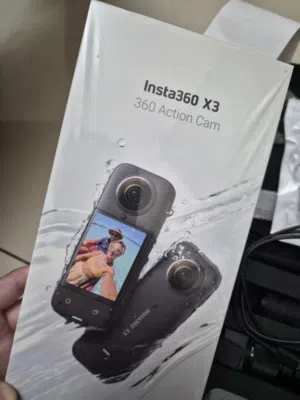 Insta360x3