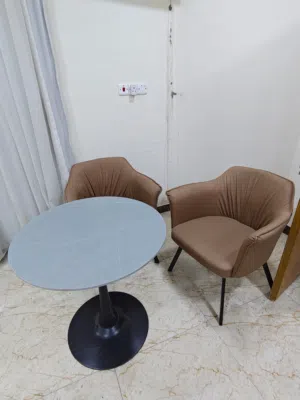 ميز عدد 2 + كراسي عدد 4