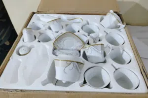 طقم مطبخ بورسلين ايطالي ماركة روزن بيرج 61قطعه