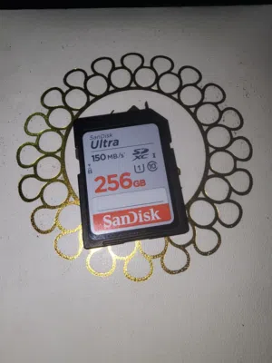 السلام عليكم عندي ميموري سانديسك اصلي 265g للبيع