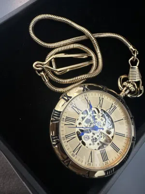 ساعه يد ميكانيكيه تصميم كلاسيكي