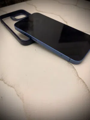 Apple iPhone 13 128 GB in Amman