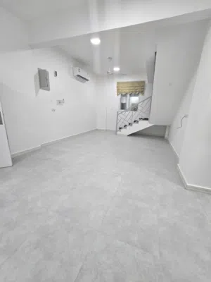 174 m2 4 Bedrooms Apartments for Sale in Muscat Al Maabilah