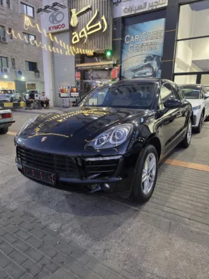 Porsche macan 2018